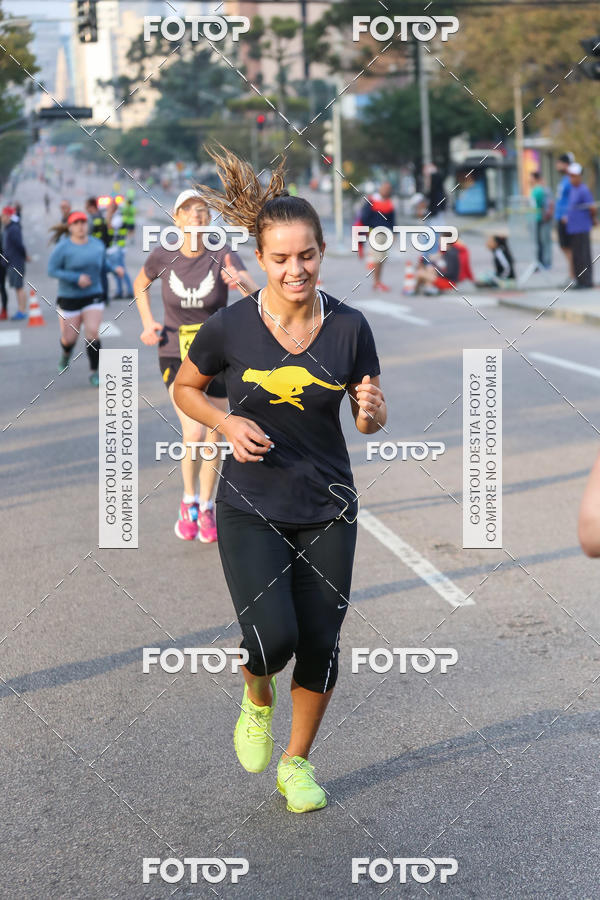 Buy your photos of the eventMeia Maratona Internacional de Curitiba 2018 on Fotop