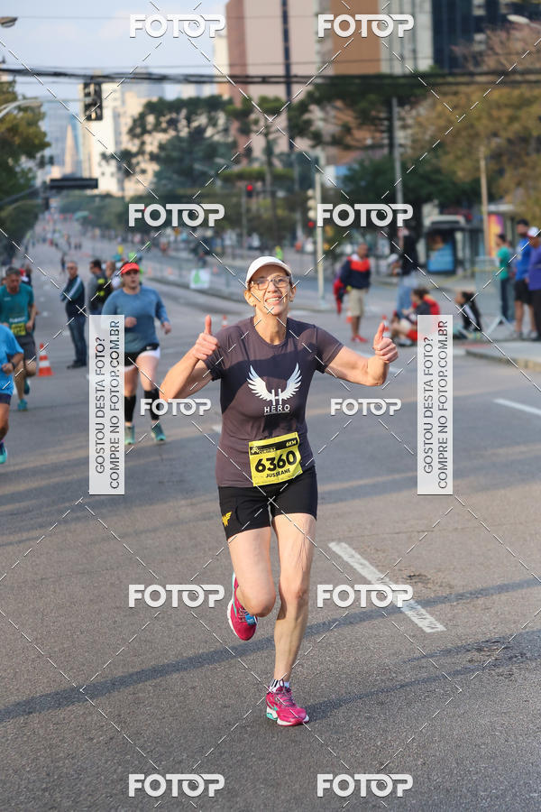 Buy your photos of the eventMeia Maratona Internacional de Curitiba 2018 on Fotop