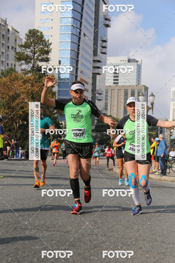 Buy your photos of the eventMeia Maratona Internacional de Curitiba 2018 on Fotop