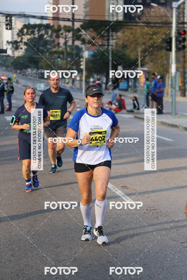 Buy your photos of the eventMeia Maratona Internacional de Curitiba 2018 on Fotop