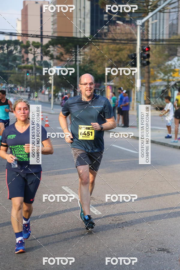 Buy your photos of the eventMeia Maratona Internacional de Curitiba 2018 on Fotop
