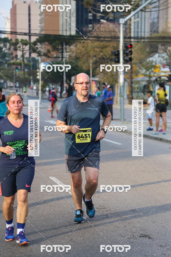 Buy your photos of the eventMeia Maratona Internacional de Curitiba 2018 on Fotop