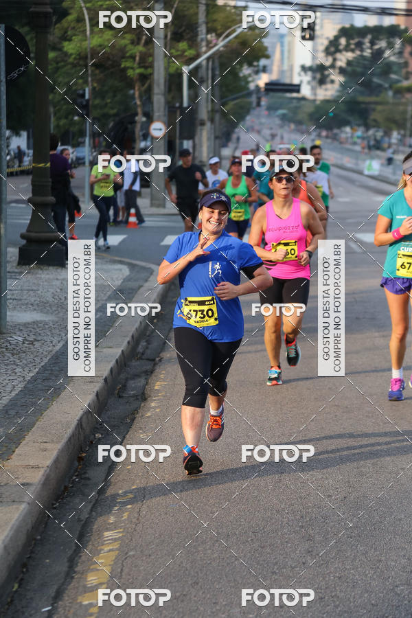Buy your photos of the eventMeia Maratona Internacional de Curitiba 2018 on Fotop