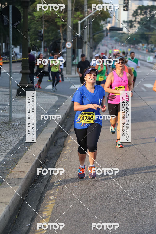 Buy your photos of the eventMeia Maratona Internacional de Curitiba 2018 on Fotop