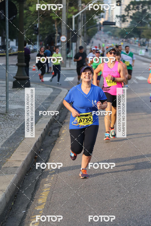 Buy your photos of the eventMeia Maratona Internacional de Curitiba 2018 on Fotop