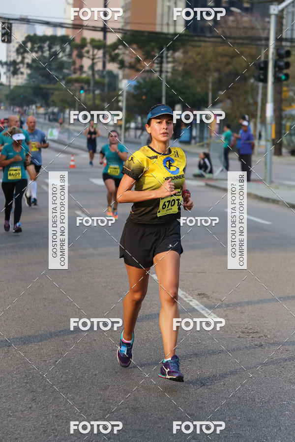 Buy your photos of the eventMeia Maratona Internacional de Curitiba 2018 on Fotop
