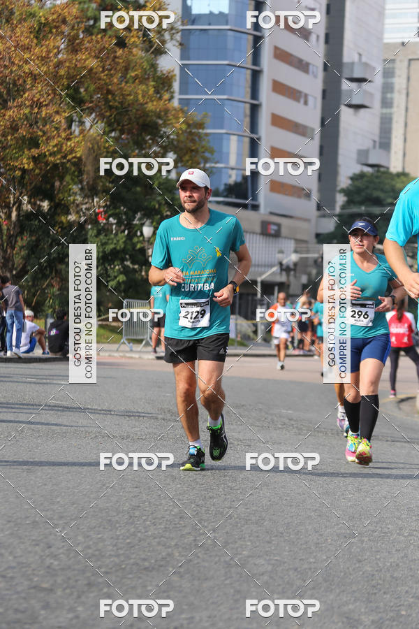 Buy your photos of the eventMeia Maratona Internacional de Curitiba 2018 on Fotop