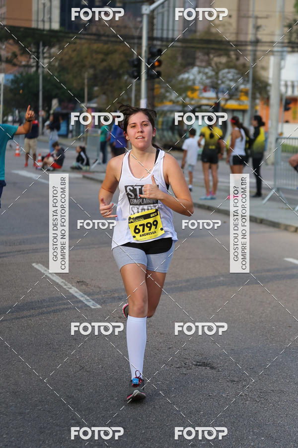 Buy your photos of the eventMeia Maratona Internacional de Curitiba 2018 on Fotop