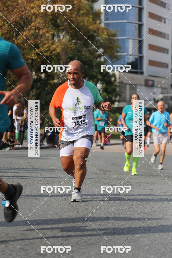 Buy your photos of the eventMeia Maratona Internacional de Curitiba 2018 on Fotop