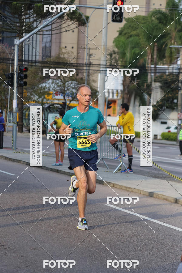 Buy your photos of the eventMeia Maratona Internacional de Curitiba 2018 on Fotop