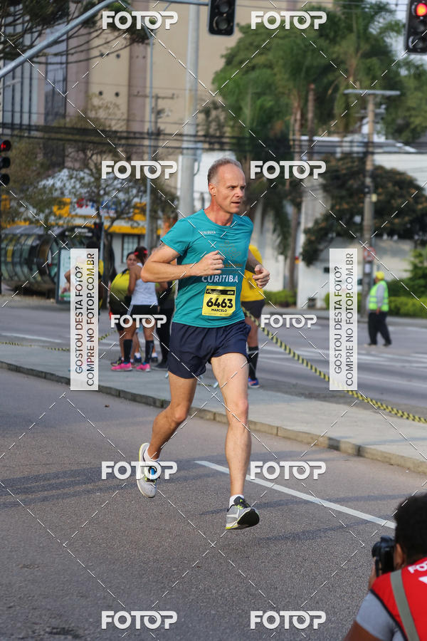 Buy your photos of the eventMeia Maratona Internacional de Curitiba 2018 on Fotop