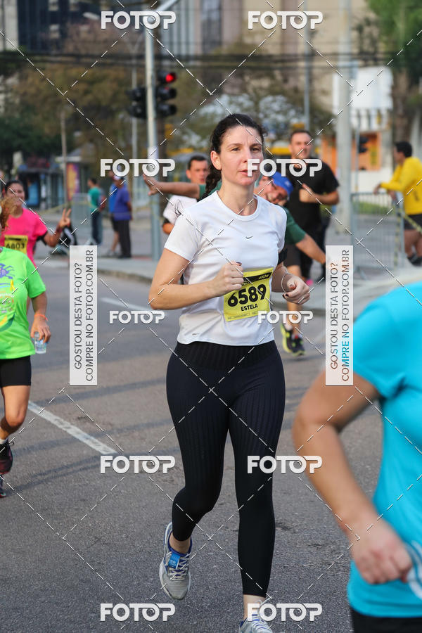 Buy your photos of the eventMeia Maratona Internacional de Curitiba 2018 on Fotop