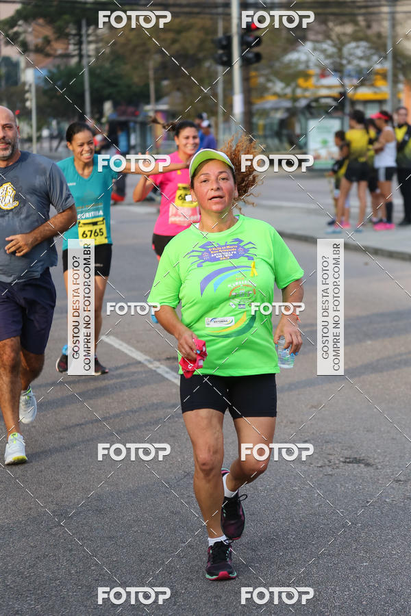 Buy your photos of the eventMeia Maratona Internacional de Curitiba 2018 on Fotop