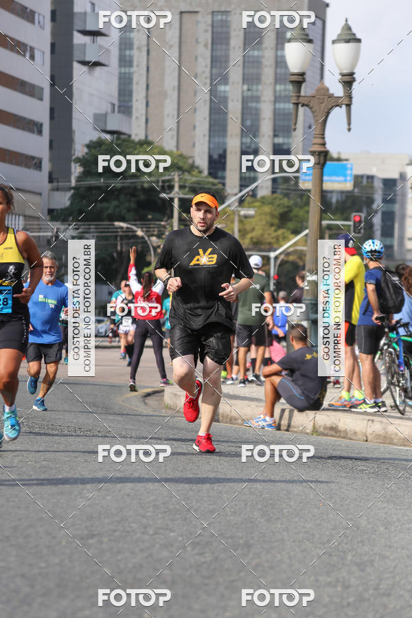 Buy your photos of the eventMeia Maratona Internacional de Curitiba 2018 on Fotop