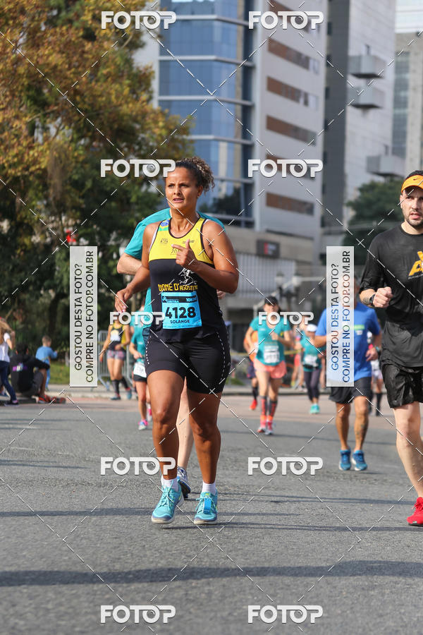 Buy your photos of the eventMeia Maratona Internacional de Curitiba 2018 on Fotop