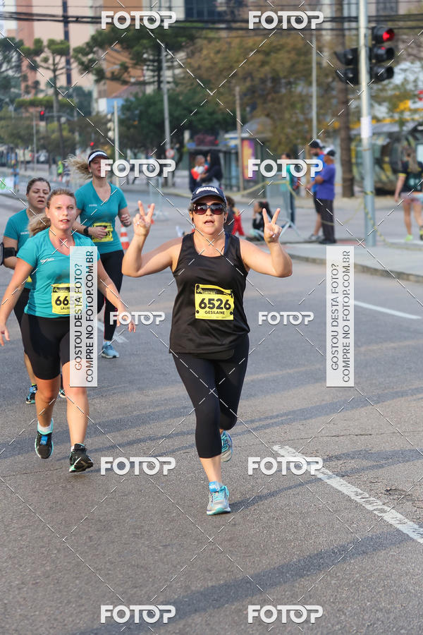 Buy your photos of the eventMeia Maratona Internacional de Curitiba 2018 on Fotop