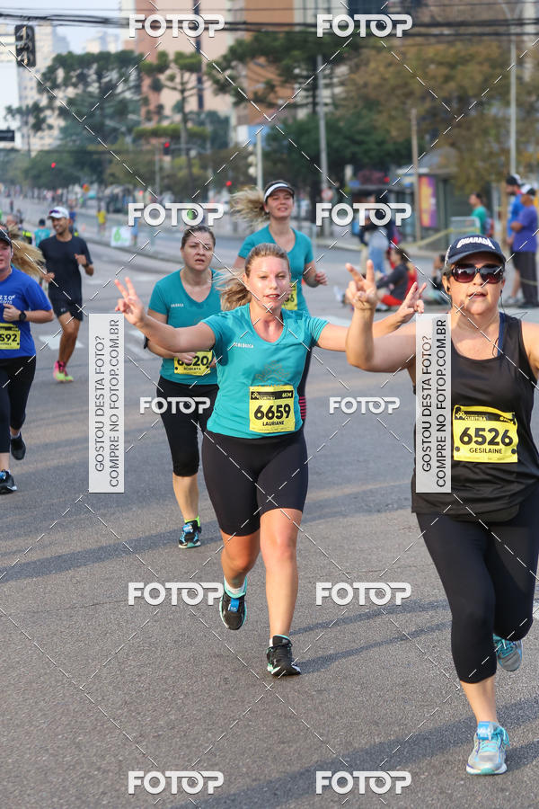 Buy your photos of the eventMeia Maratona Internacional de Curitiba 2018 on Fotop
