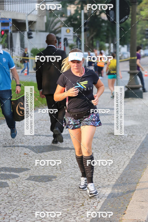 Buy your photos of the eventMeia Maratona Internacional de Curitiba 2018 on Fotop