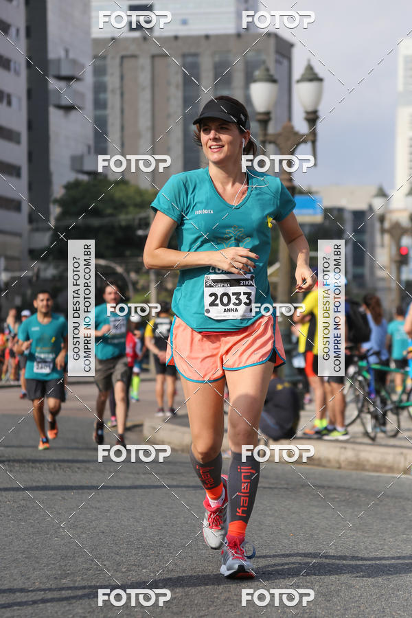 Buy your photos of the eventMeia Maratona Internacional de Curitiba 2018 on Fotop