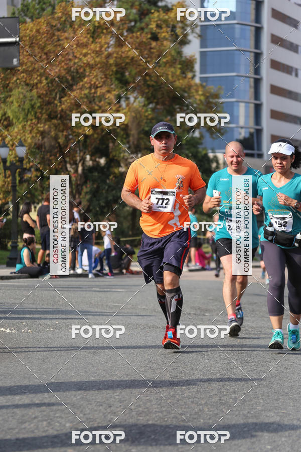 Buy your photos of the eventMeia Maratona Internacional de Curitiba 2018 on Fotop