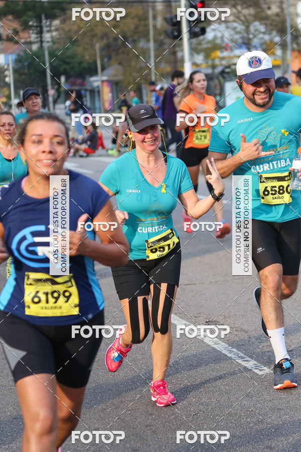 Buy your photos of the eventMeia Maratona Internacional de Curitiba 2018 on Fotop
