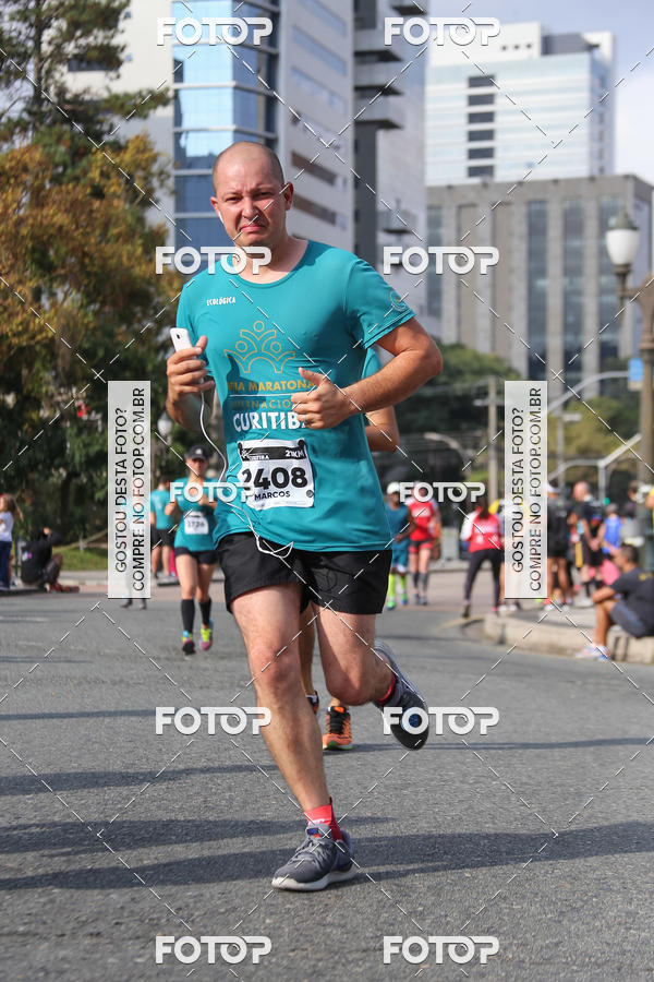 Buy your photos of the eventMeia Maratona Internacional de Curitiba 2018 on Fotop