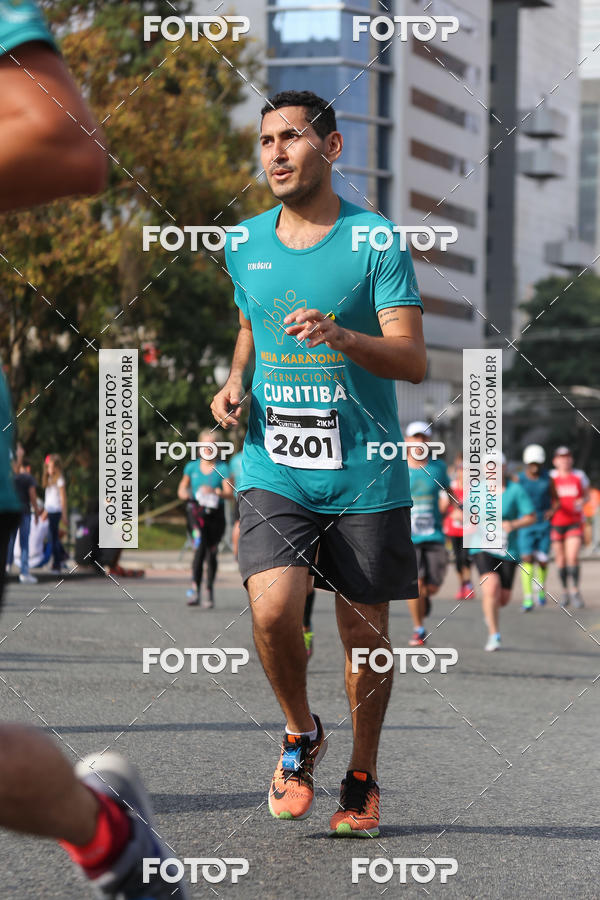 Buy your photos of the eventMeia Maratona Internacional de Curitiba 2018 on Fotop