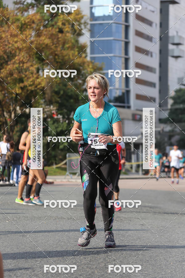 Buy your photos of the eventMeia Maratona Internacional de Curitiba 2018 on Fotop