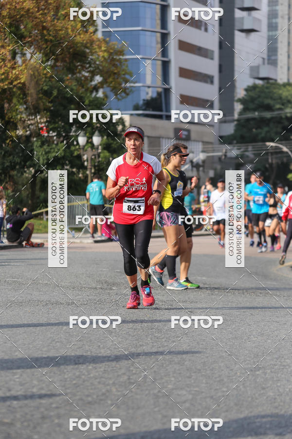 Buy your photos of the eventMeia Maratona Internacional de Curitiba 2018 on Fotop