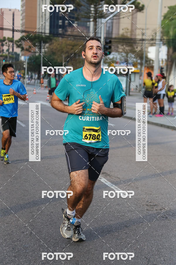 Buy your photos of the eventMeia Maratona Internacional de Curitiba 2018 on Fotop