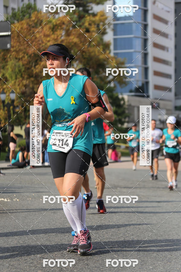 Buy your photos of the eventMeia Maratona Internacional de Curitiba 2018 on Fotop