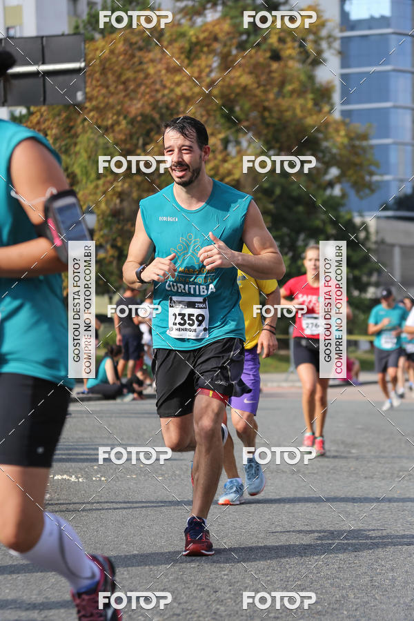 Buy your photos of the eventMeia Maratona Internacional de Curitiba 2018 on Fotop