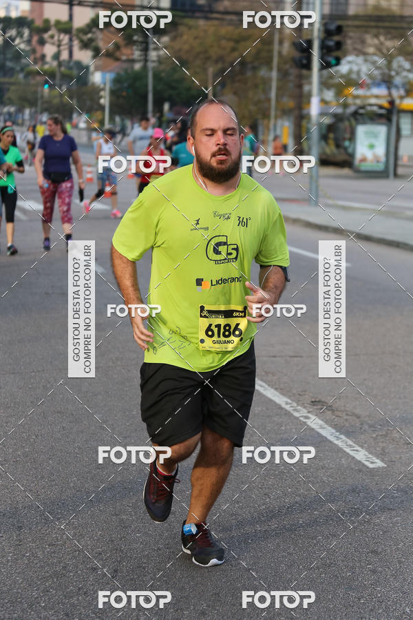 Buy your photos of the eventMeia Maratona Internacional de Curitiba 2018 on Fotop