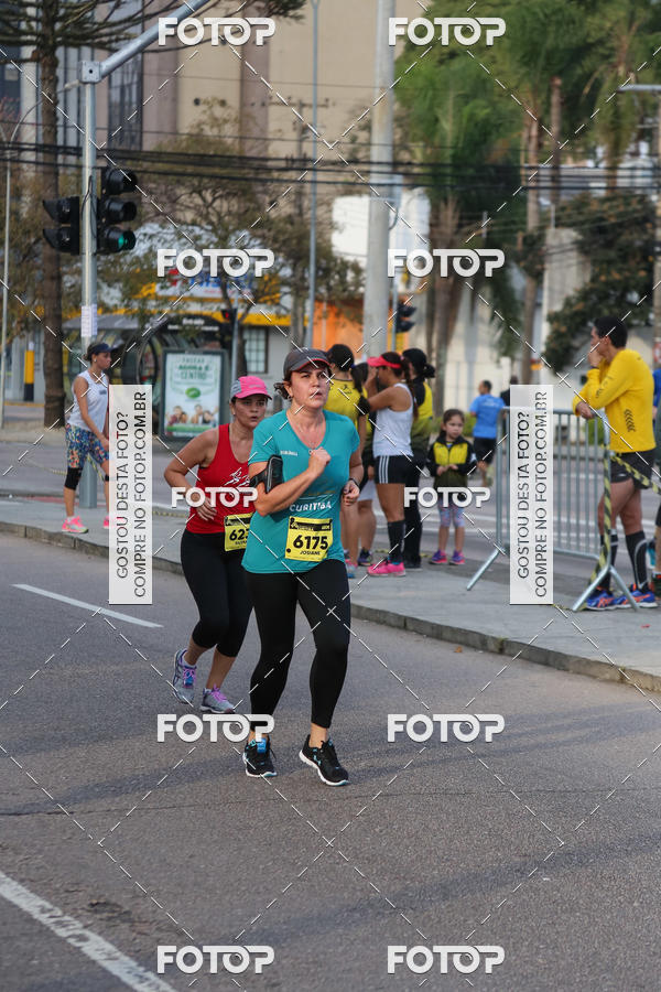 Buy your photos of the eventMeia Maratona Internacional de Curitiba 2018 on Fotop