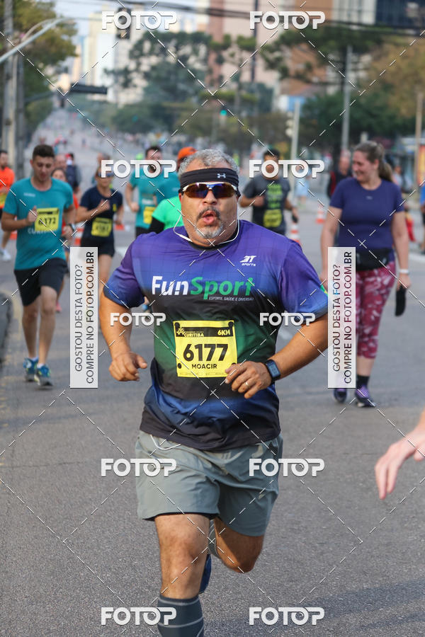 Buy your photos of the eventMeia Maratona Internacional de Curitiba 2018 on Fotop
