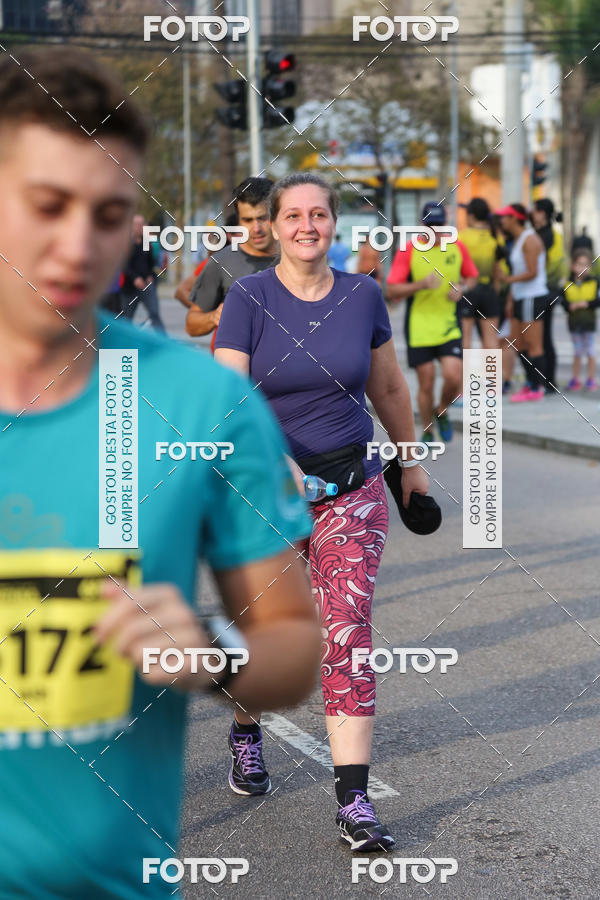 Buy your photos of the eventMeia Maratona Internacional de Curitiba 2018 on Fotop