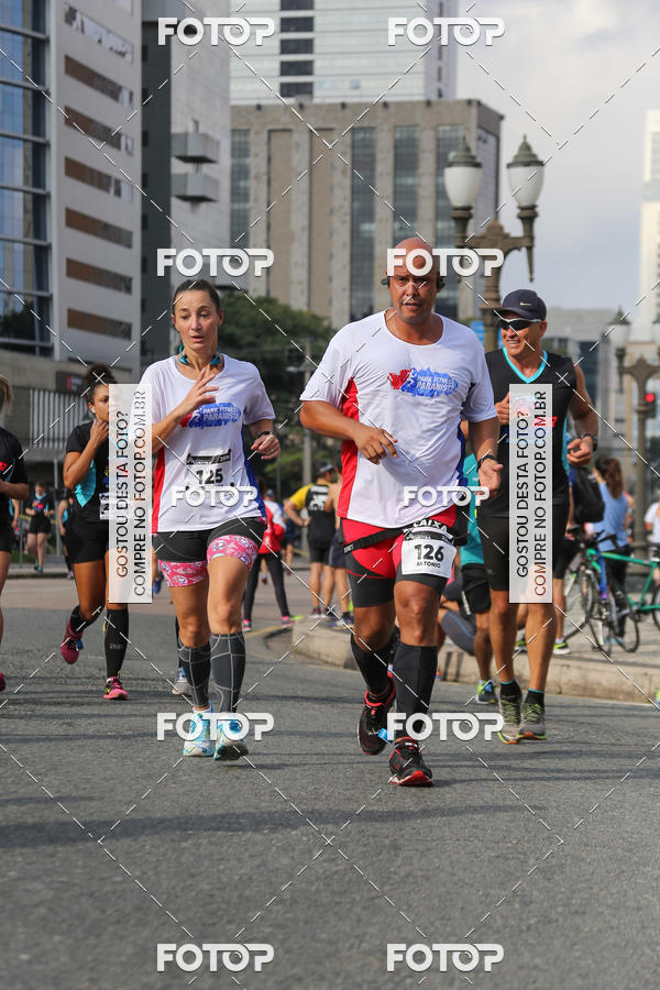 Buy your photos of the eventMeia Maratona Internacional de Curitiba 2018 on Fotop