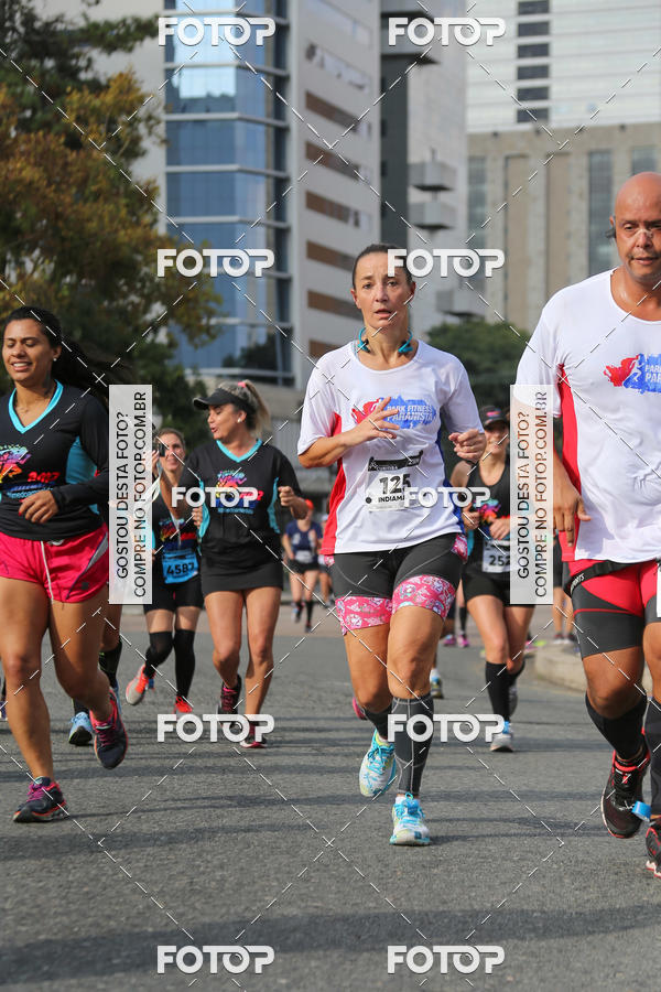 Buy your photos of the eventMeia Maratona Internacional de Curitiba 2018 on Fotop