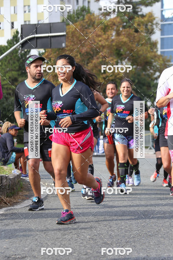 Buy your photos of the eventMeia Maratona Internacional de Curitiba 2018 on Fotop