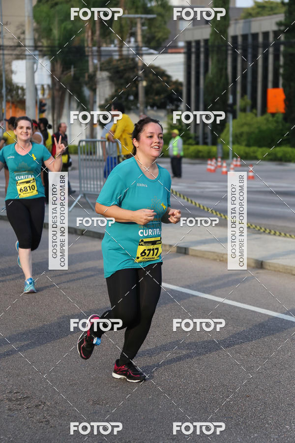 Buy your photos of the eventMeia Maratona Internacional de Curitiba 2018 on Fotop