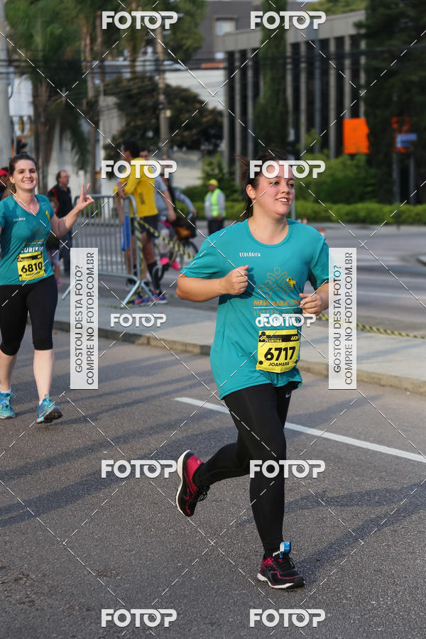Buy your photos of the eventMeia Maratona Internacional de Curitiba 2018 on Fotop