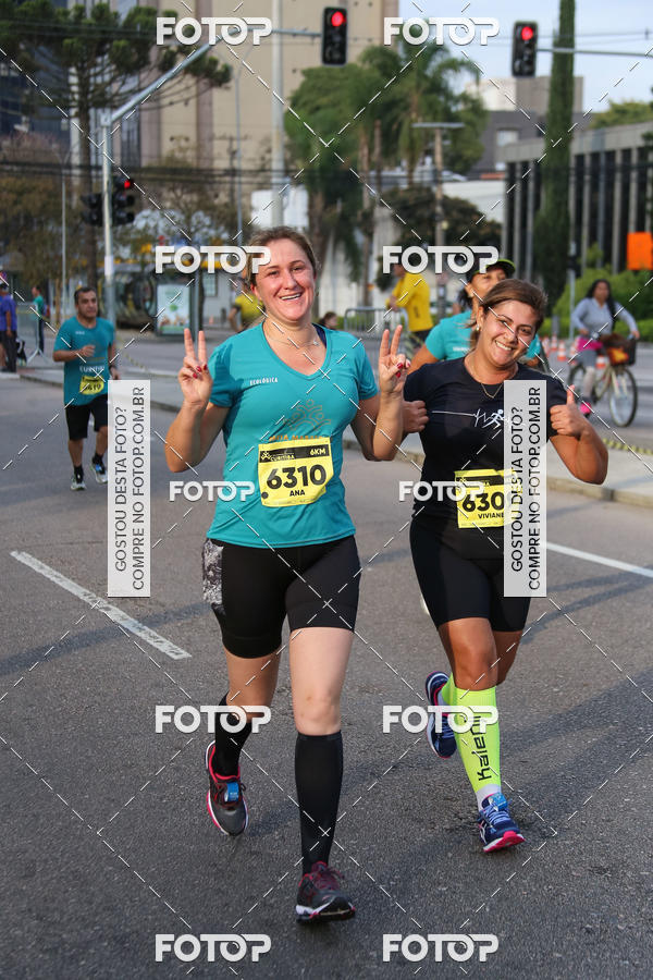 Buy your photos of the eventMeia Maratona Internacional de Curitiba 2018 on Fotop
