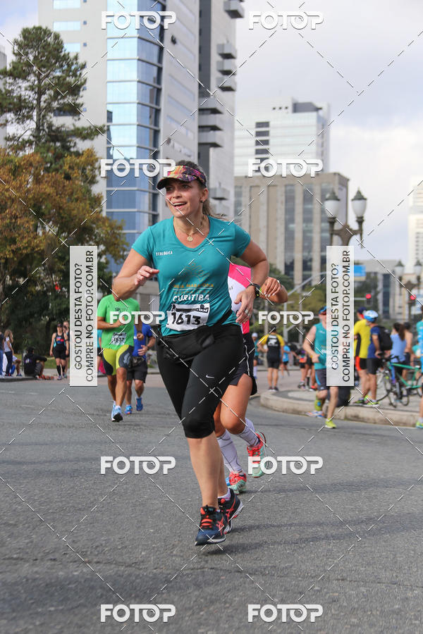 Buy your photos of the eventMeia Maratona Internacional de Curitiba 2018 on Fotop