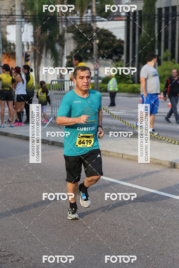 Buy your photos of the eventMeia Maratona Internacional de Curitiba 2018 on Fotop