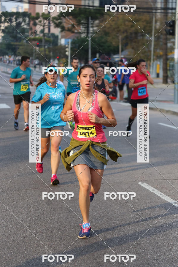 Buy your photos of the eventMeia Maratona Internacional de Curitiba 2018 on Fotop