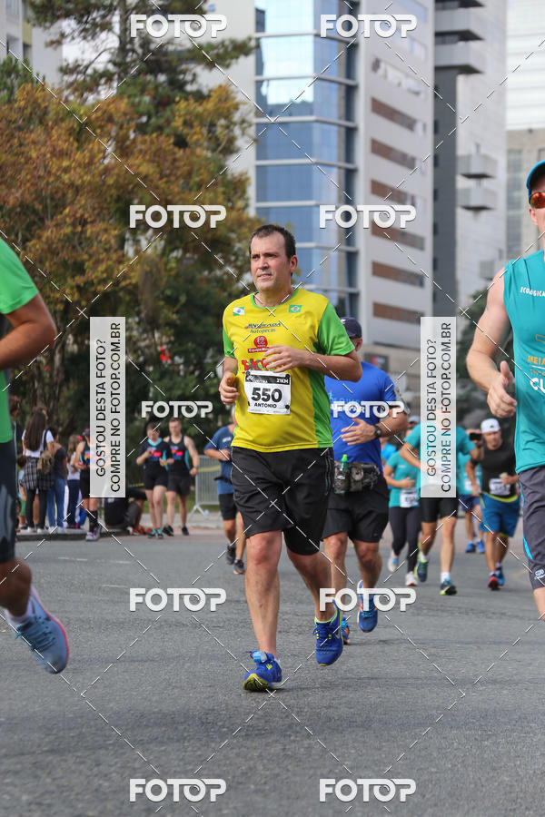 Buy your photos of the eventMeia Maratona Internacional de Curitiba 2018 on Fotop