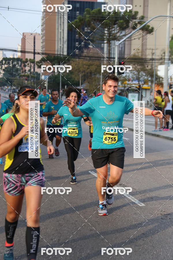 Buy your photos of the eventMeia Maratona Internacional de Curitiba 2018 on Fotop