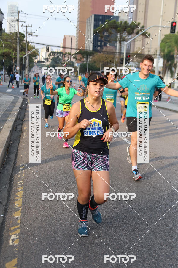 Buy your photos of the eventMeia Maratona Internacional de Curitiba 2018 on Fotop