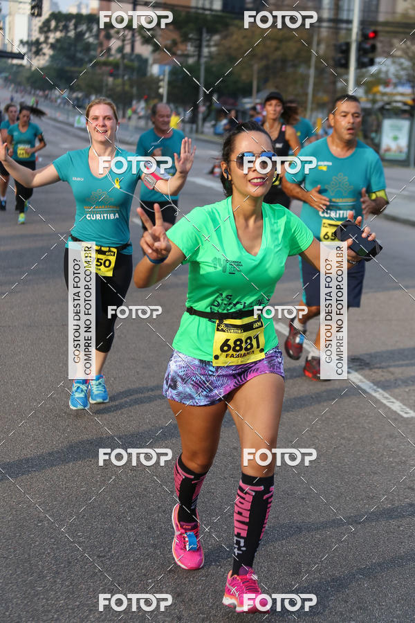 Buy your photos of the eventMeia Maratona Internacional de Curitiba 2018 on Fotop