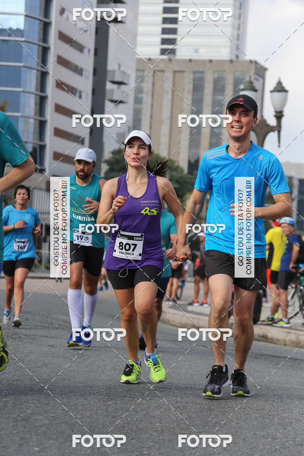 Buy your photos of the eventMeia Maratona Internacional de Curitiba 2018 on Fotop